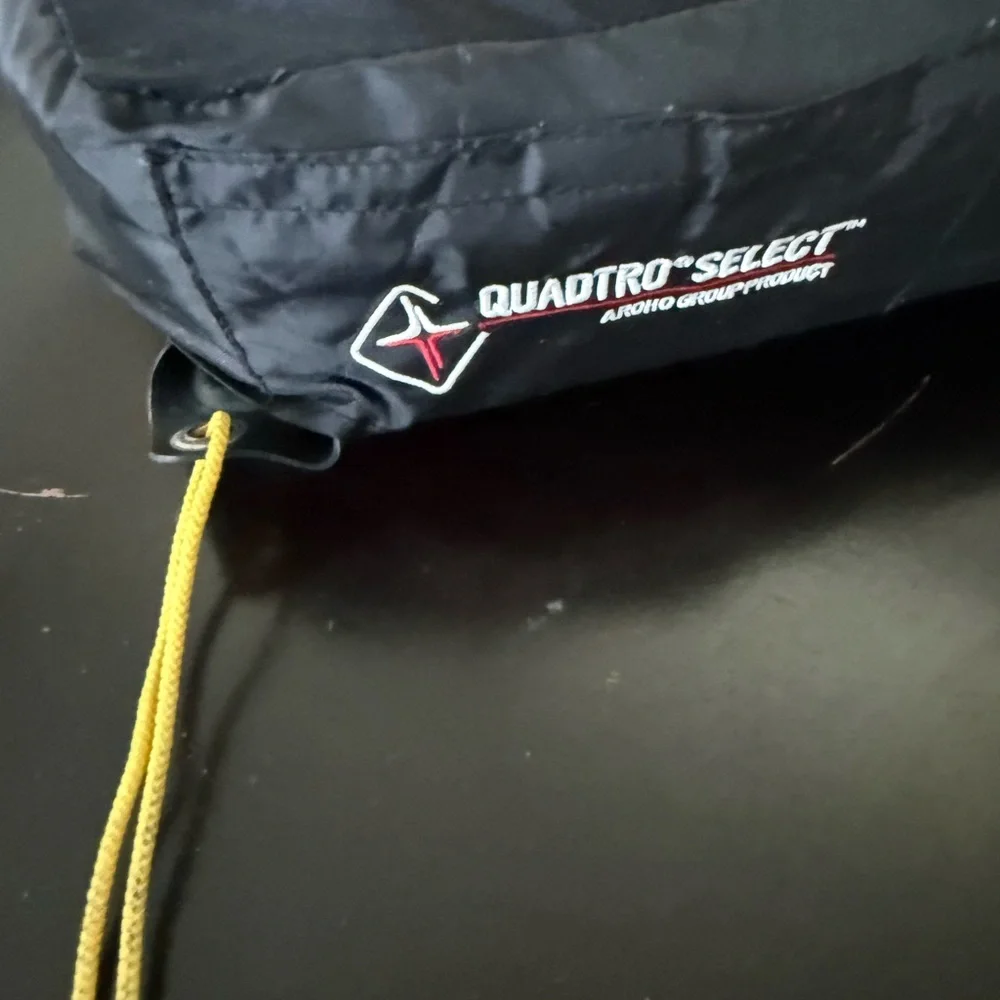 ROHO QUADTRO Select HIGH Profile Cushion - 16.00" x 17.00" x 4.25" - Picture 2 of 13